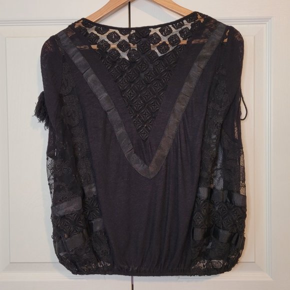 🍂 Free People South of the Equator Tassel Top - Picture 8 of 12